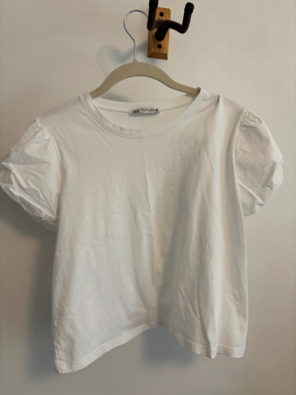 Zara puff sleeve tee